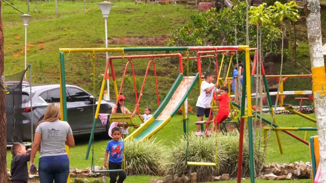 juegos infantiles monarca de calima